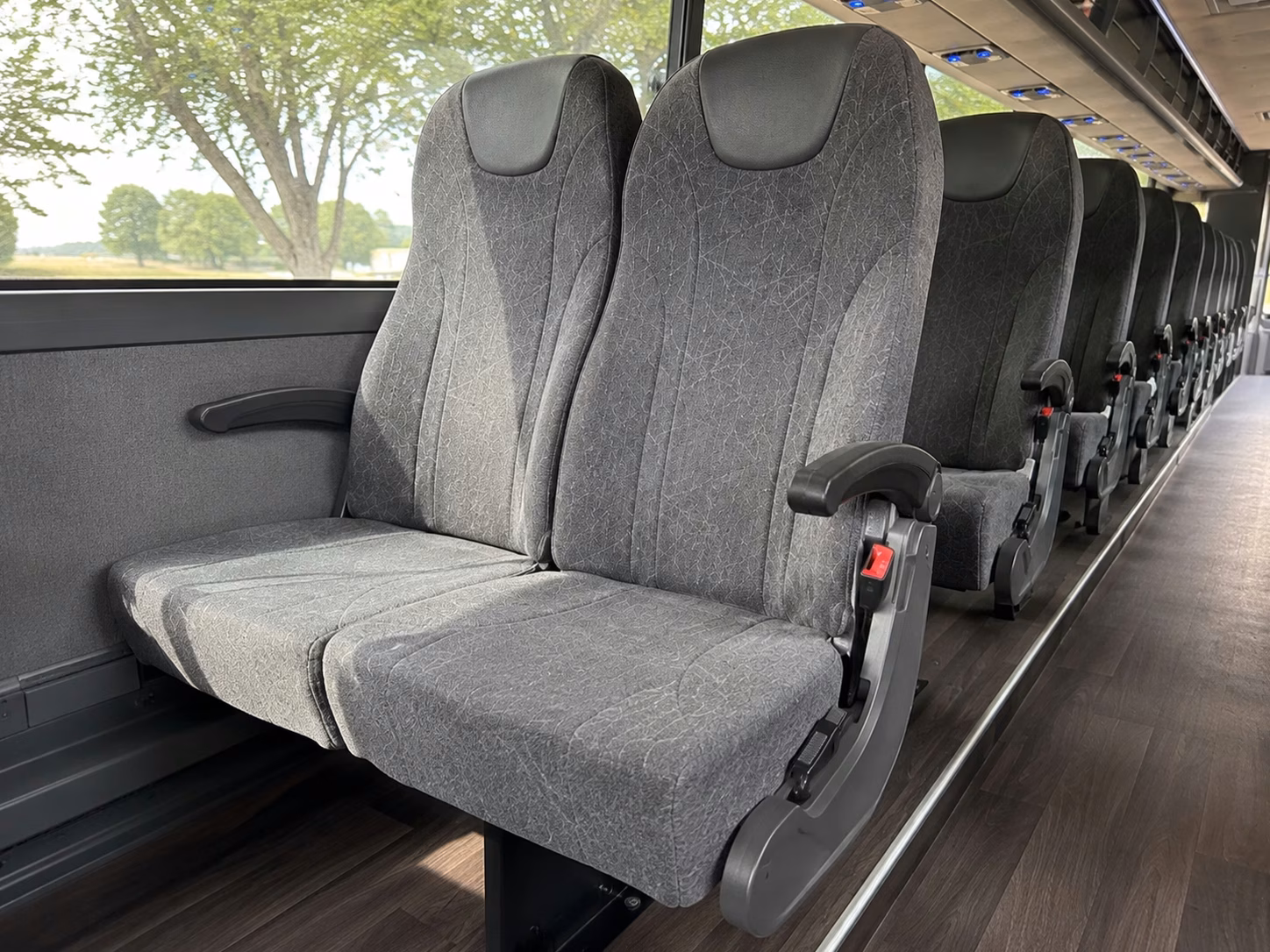dallas charter bus hero 2