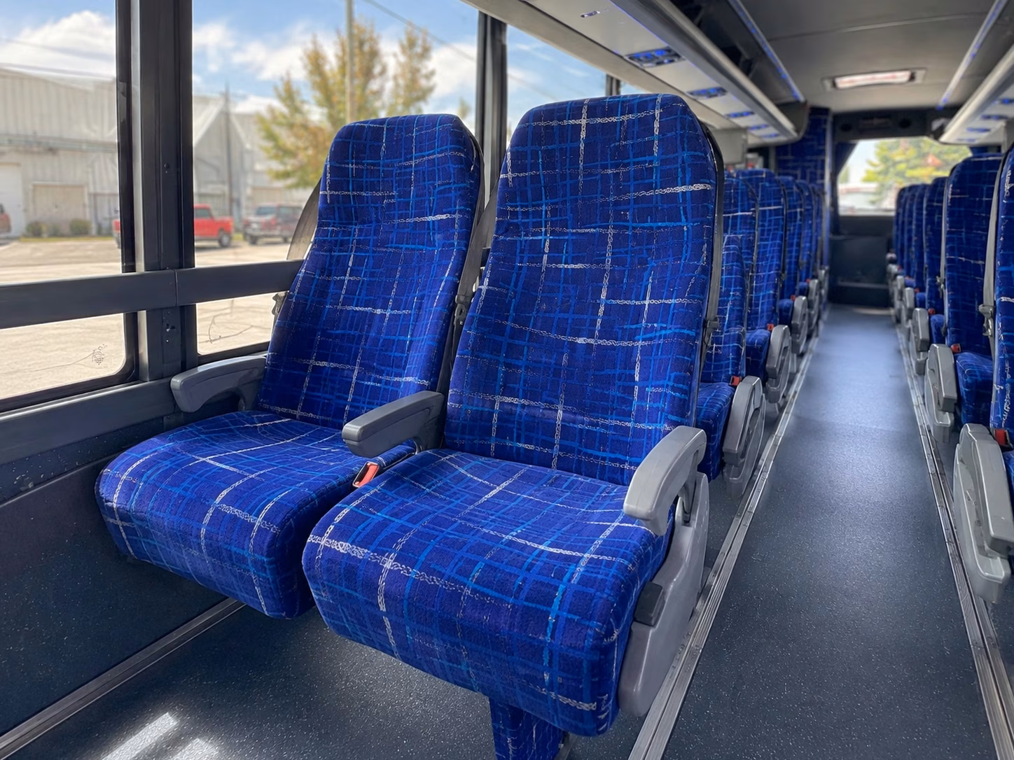 dallas charter bus rentals for weddings across the metroplex