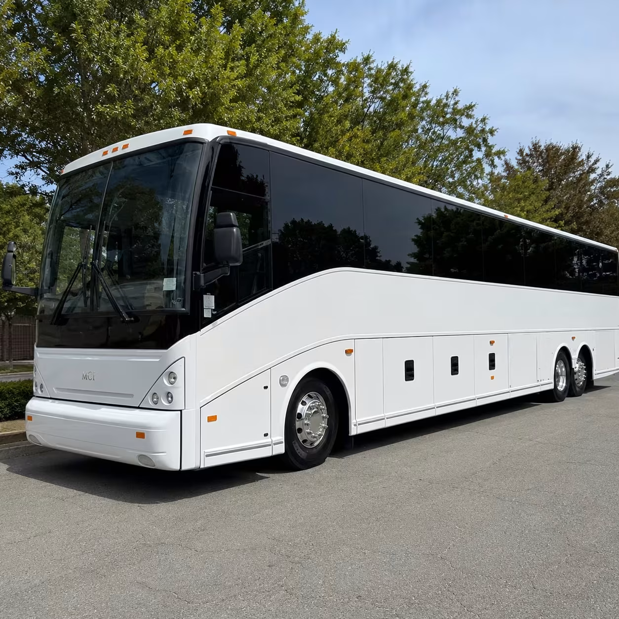 dallas college sports charter buses for smu and ut dallas