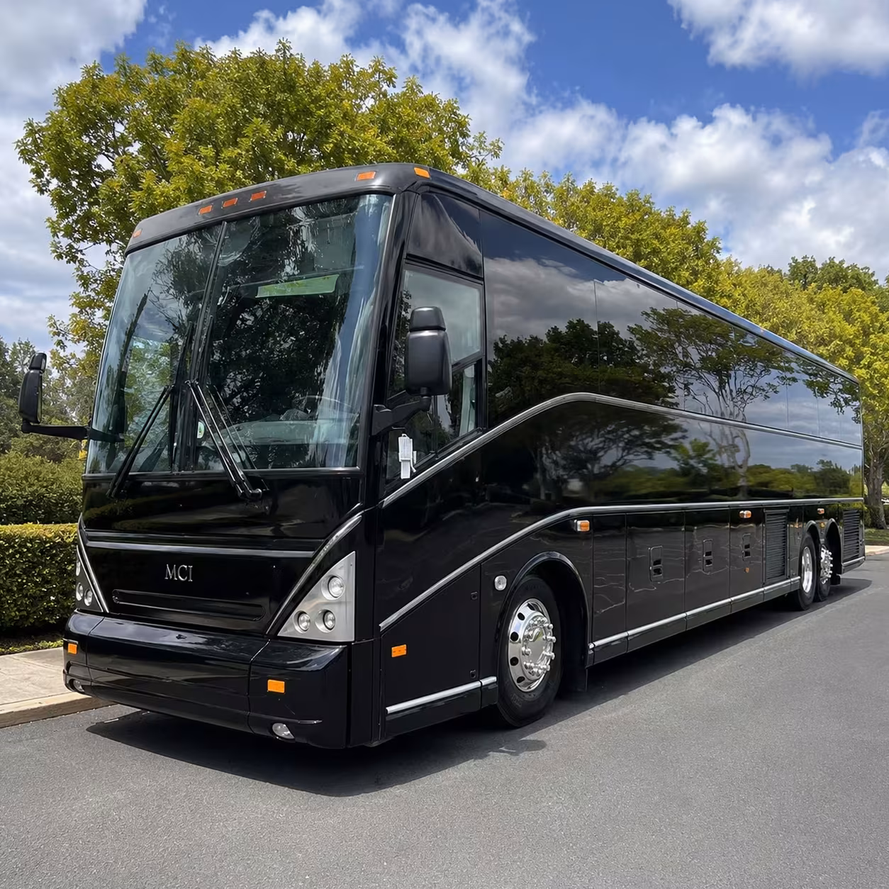 dallas convention shuttle buses for downtown hotels and events