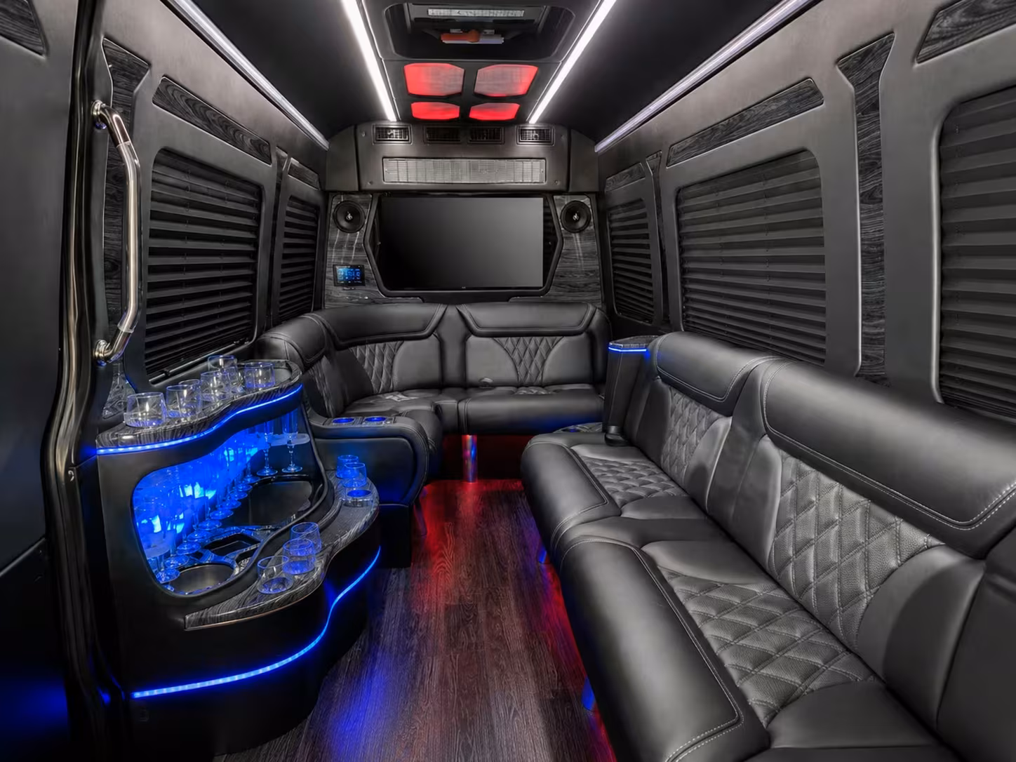 dallas employee bus rentals for campuses hospitals and job sites