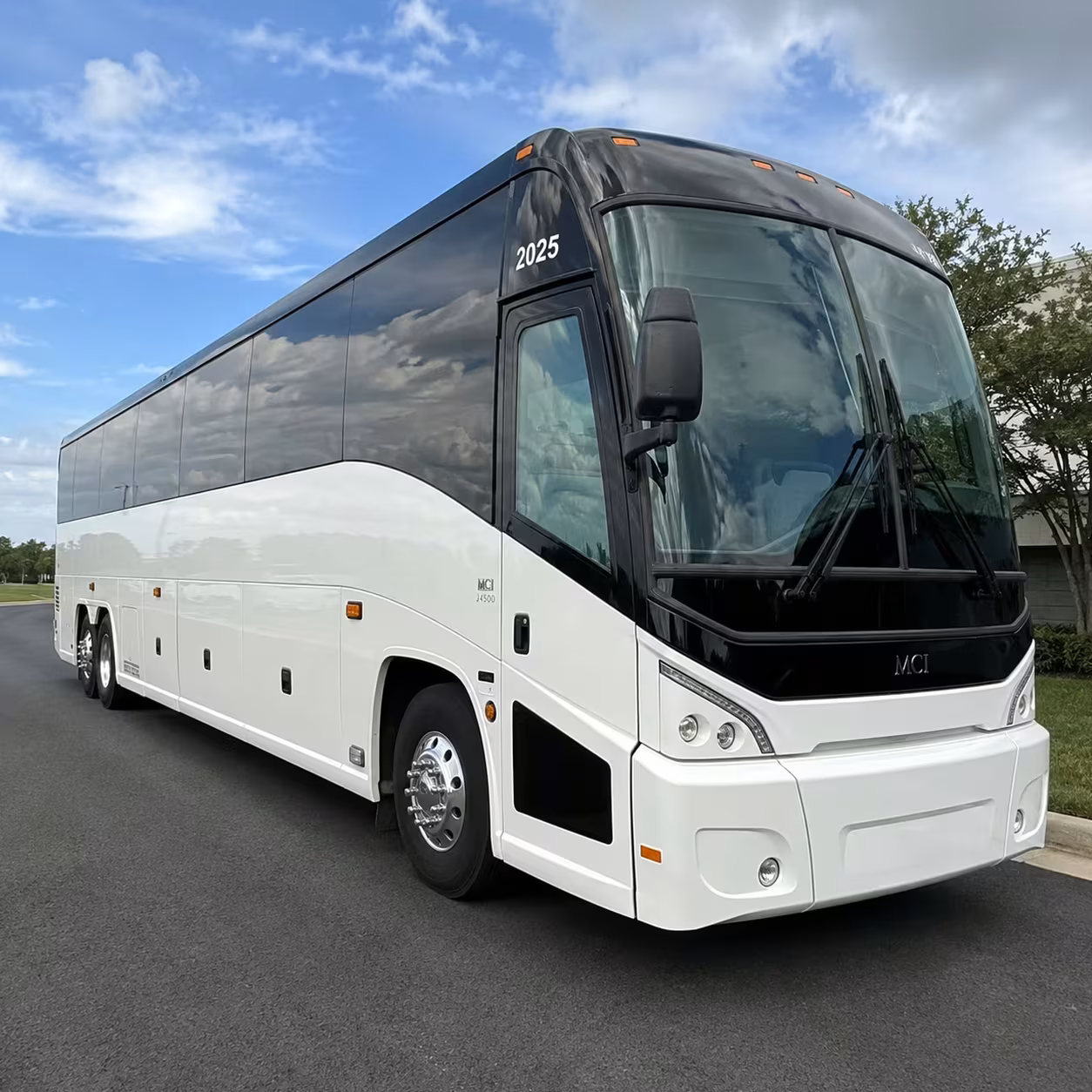 dallas to houston charter bus rentals for long distance groups